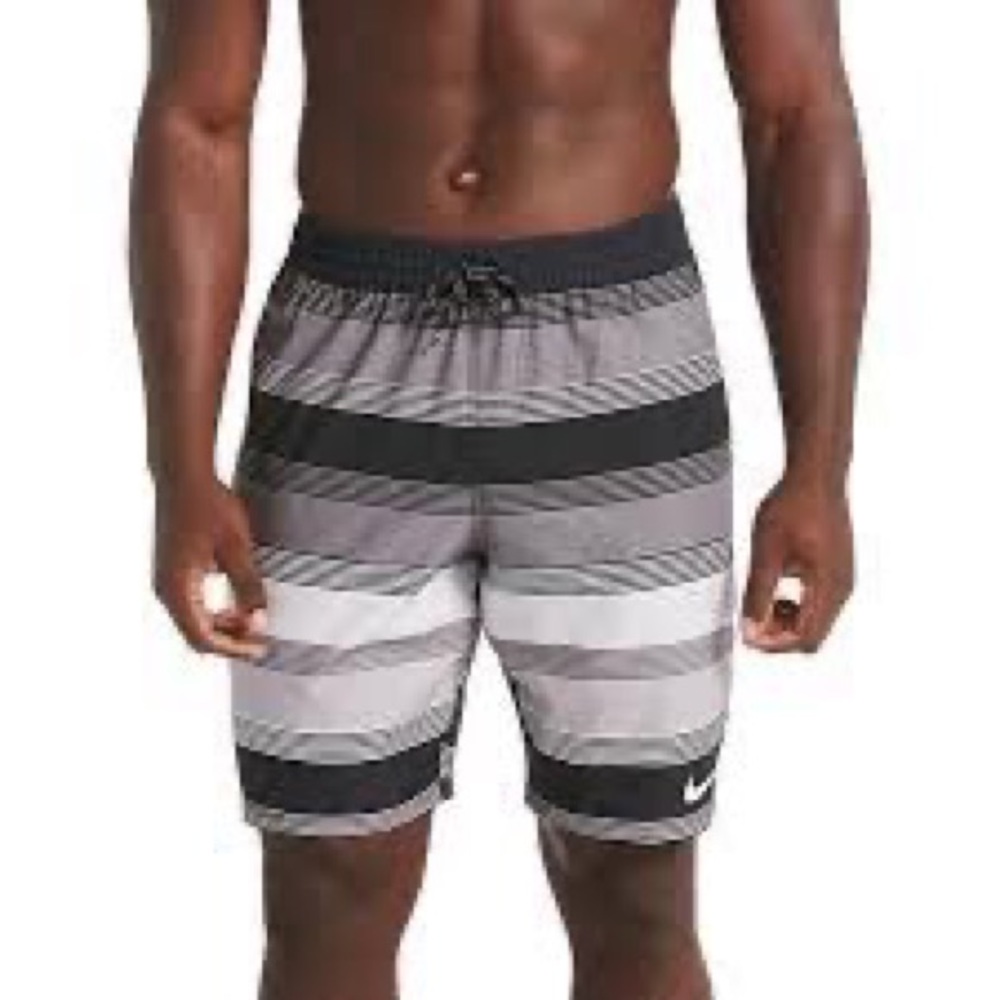Nike | Mens Volley Swim Trunks | S